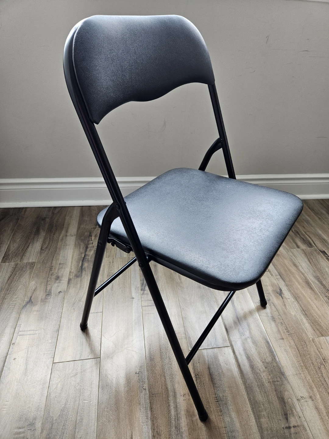 Black Folding Chairs - Great Condition
