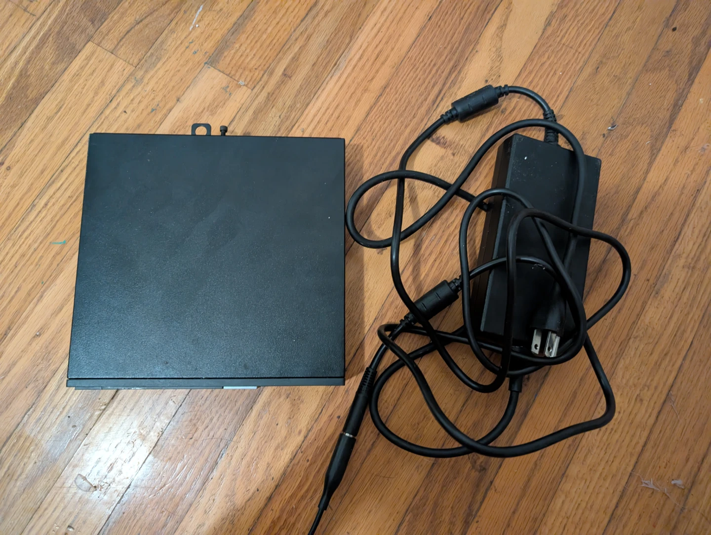 Dell Desktop Computer Box– Windows 11