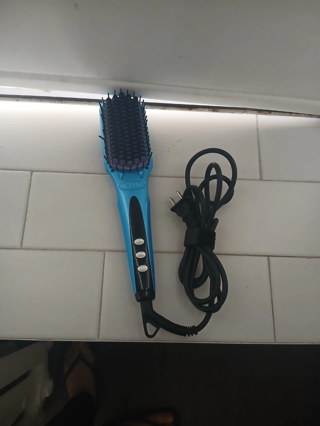 CEVIV Blue Detangling Hair Brush Straightener