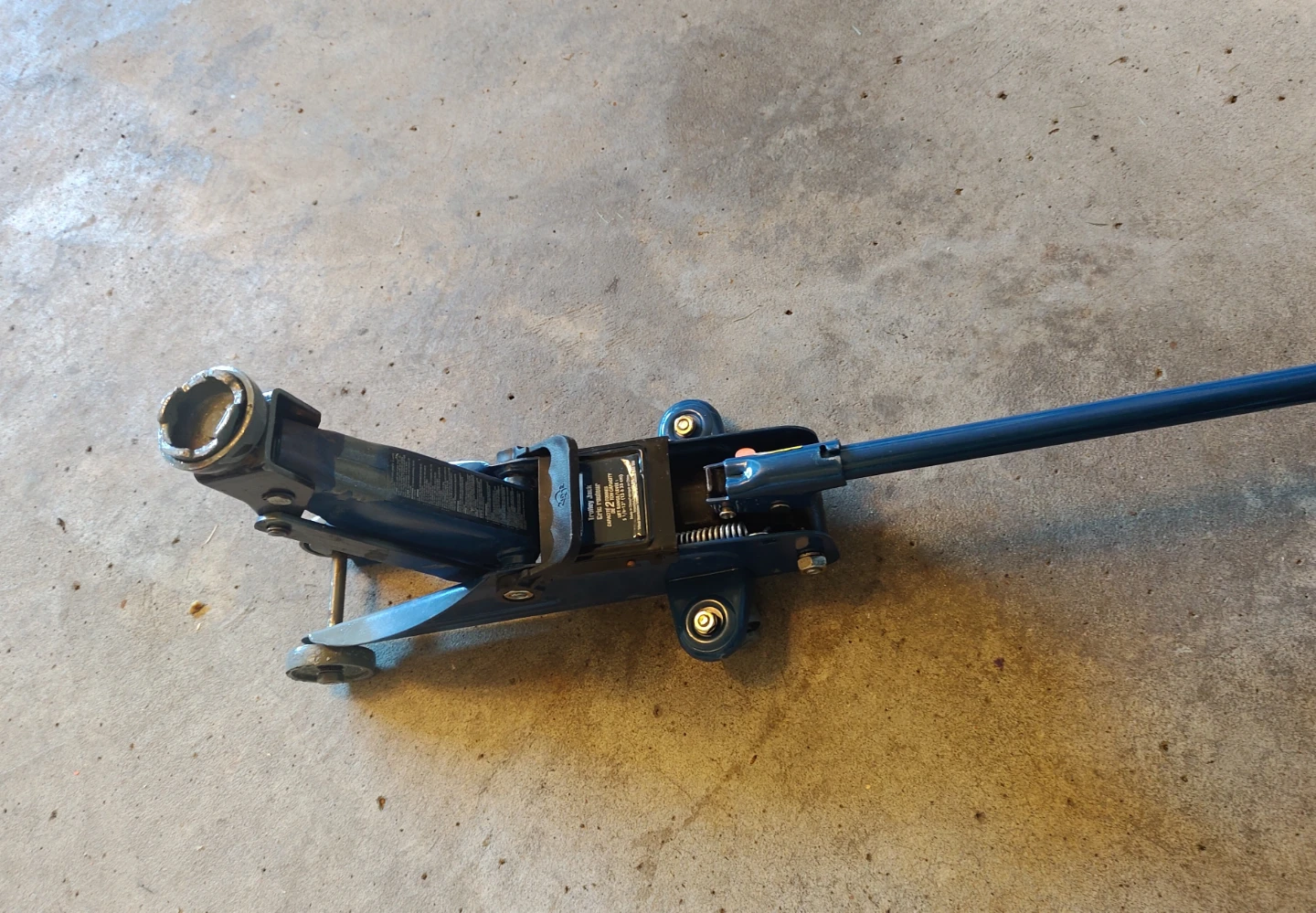 Certified Trolley Jack - 2 Ton Capacity - photo 3