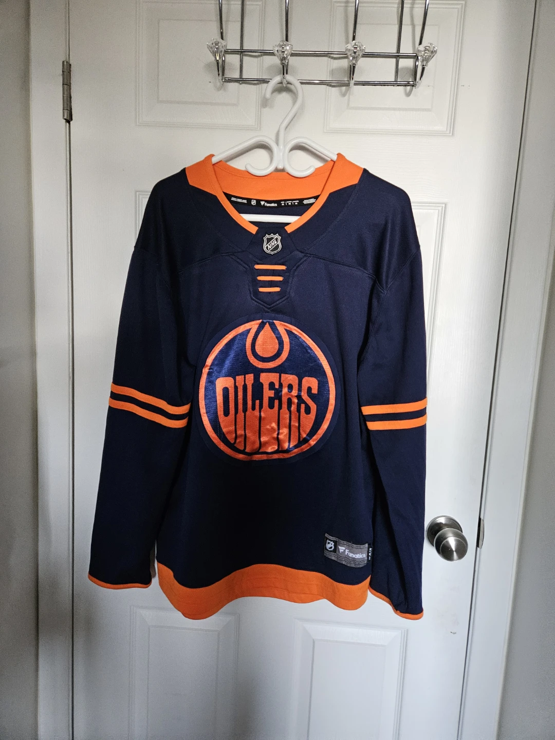 Edmonton Oilers Fanatics Hockey Jersey - Medium