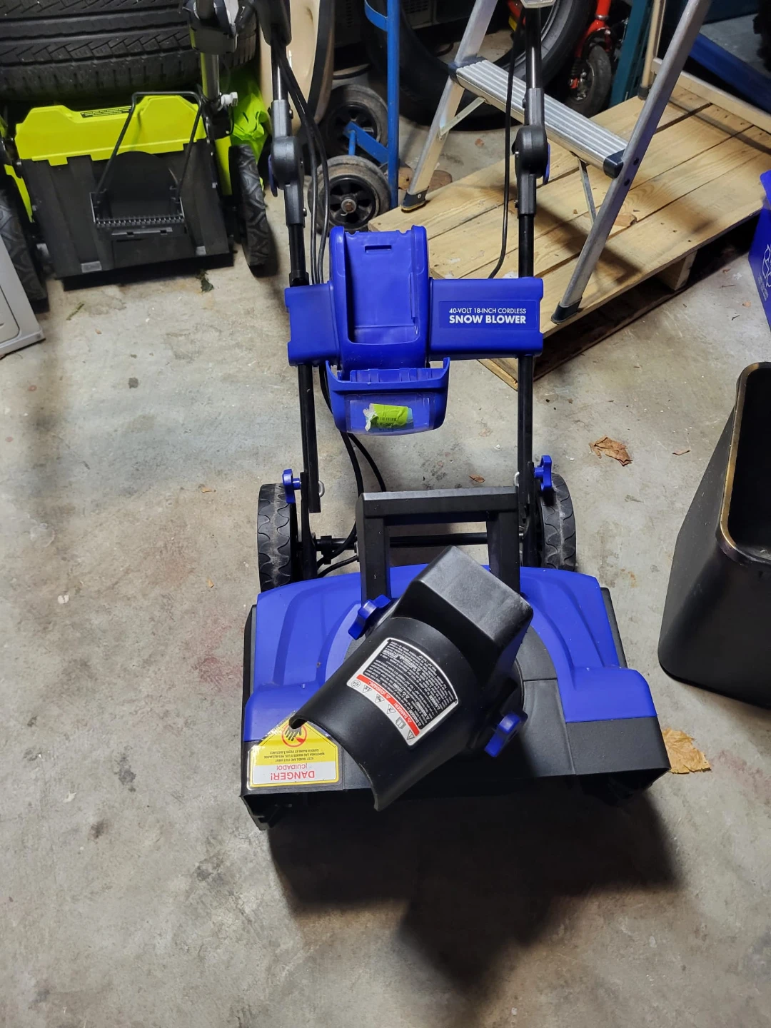 Snow Joe 40V Snow Blower