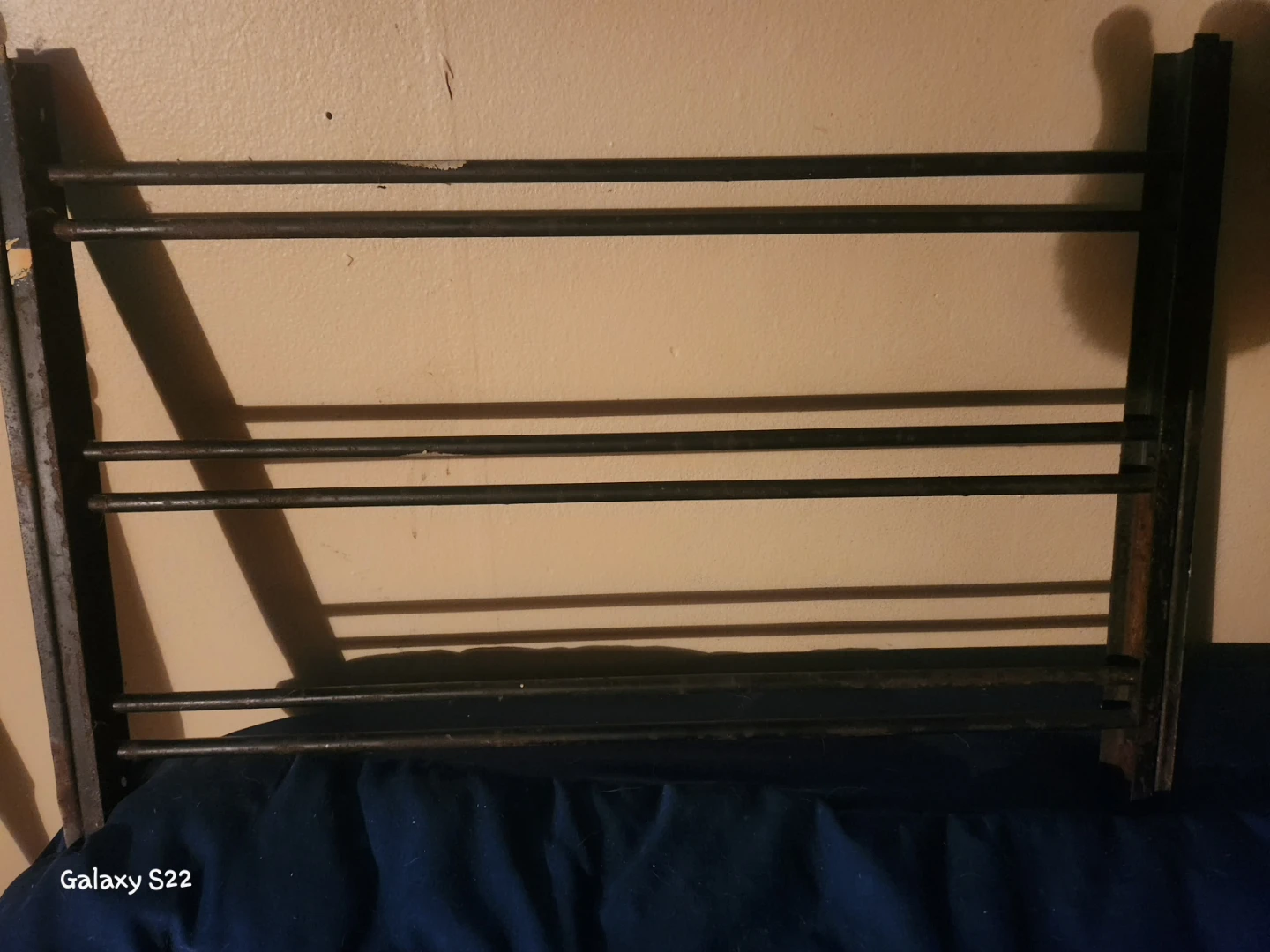Metal window security guard - photo 5