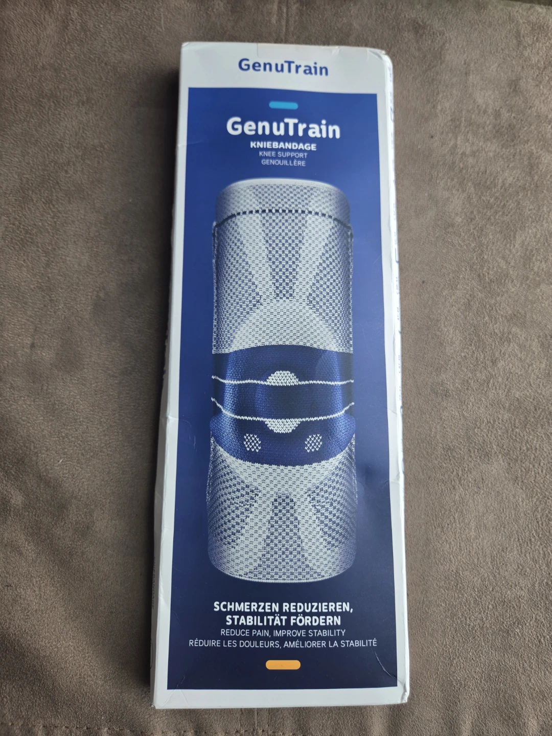 Bauerfeind GenuTrain Knee Brace size 6 or 7