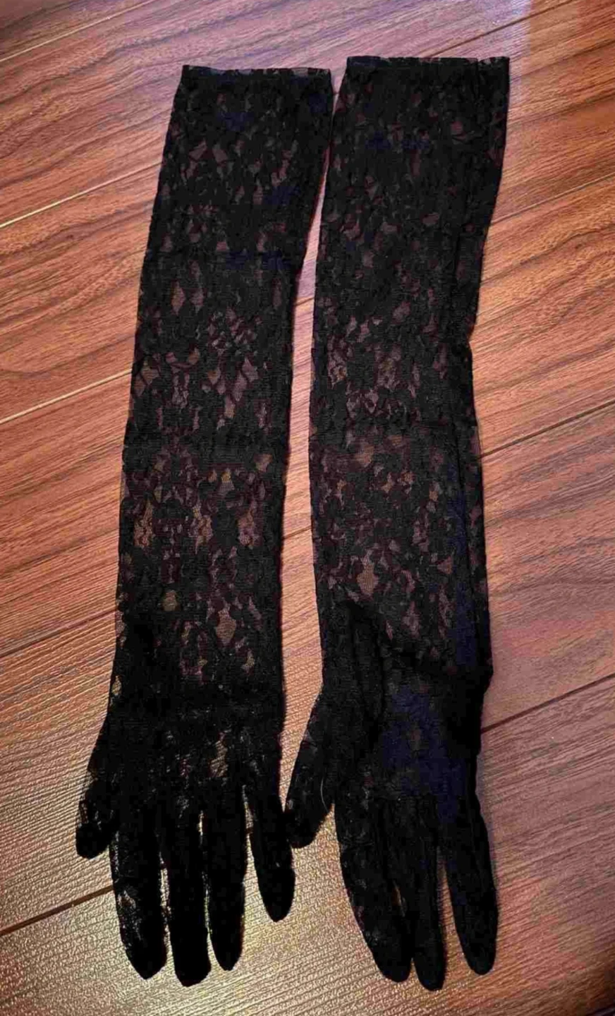 Gorgeous Vintage Black Lace Opera Gloves - photo 2