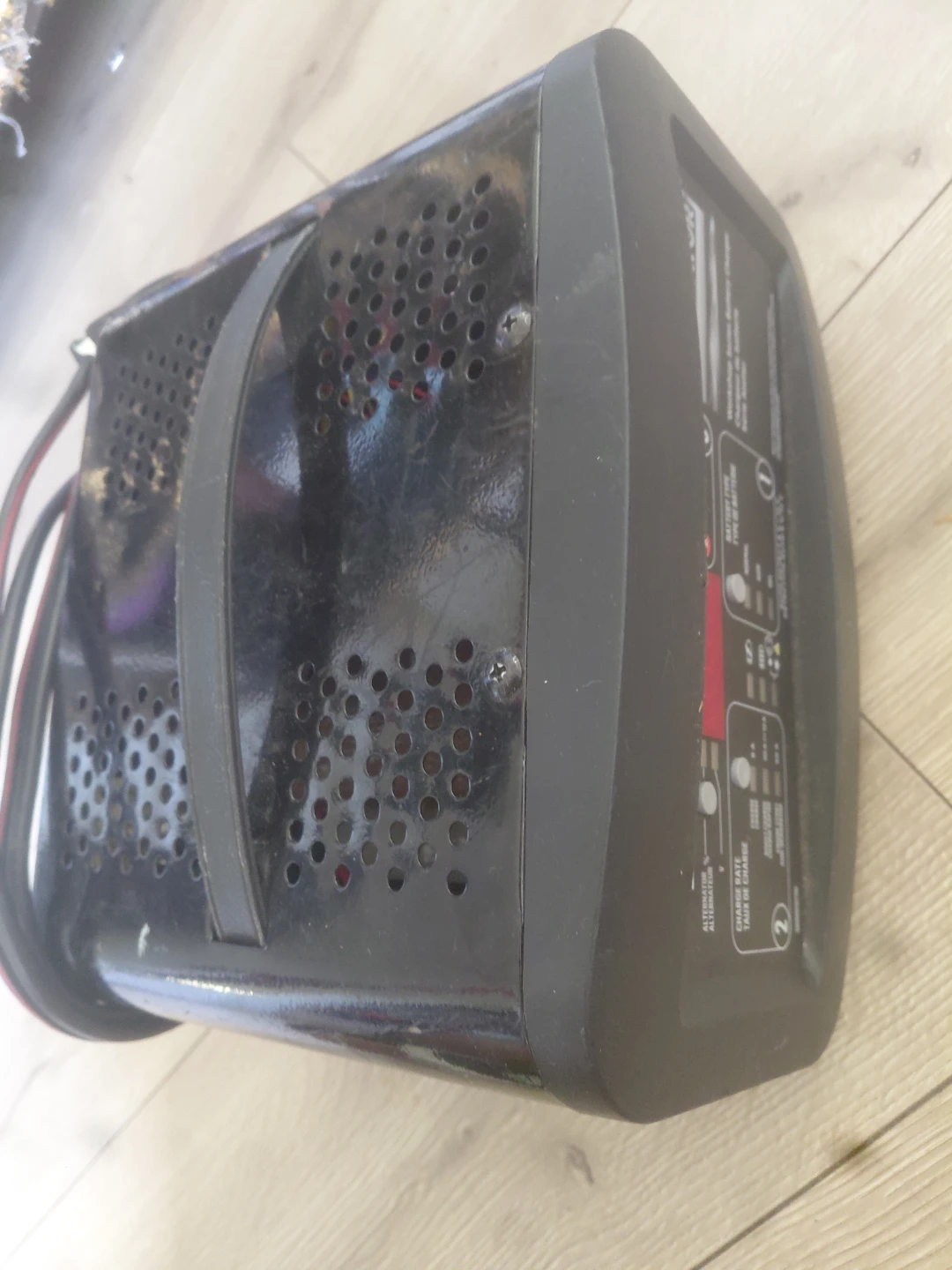 Eliminator Workshop Series Battery Charger - photo 2