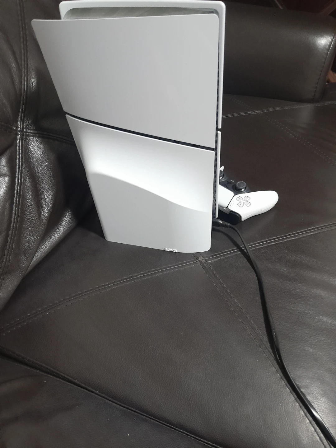 A ps5 is like new - photo 3