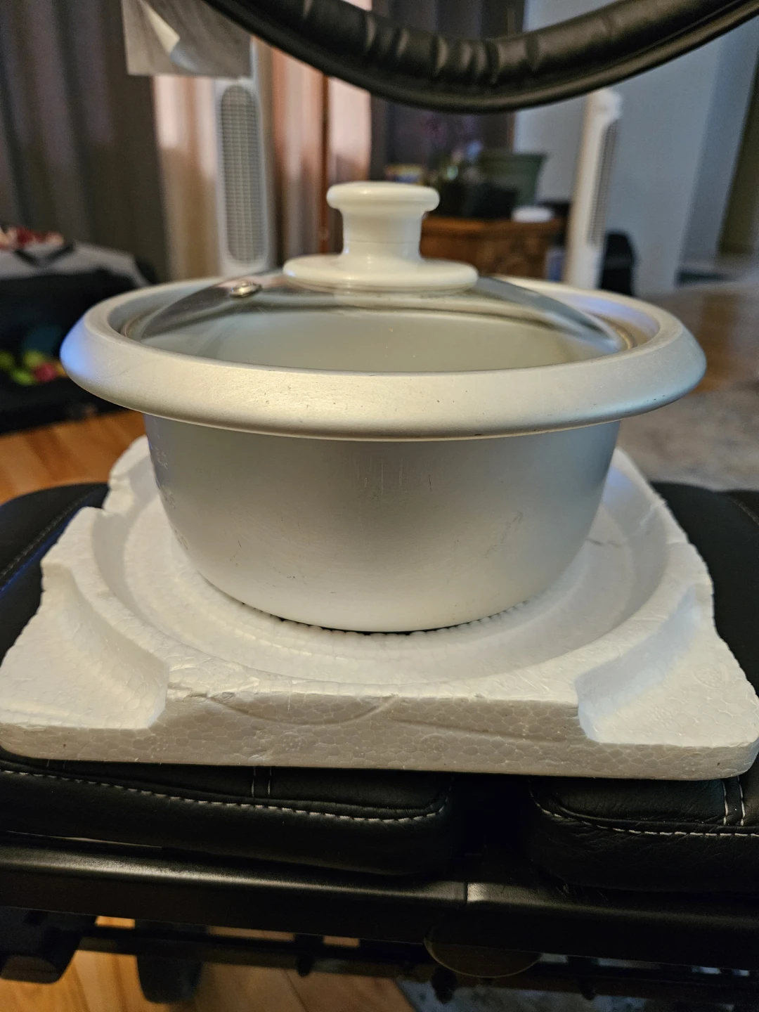 White 5-Cup Rice Cooker with Glass Lid - photo 3