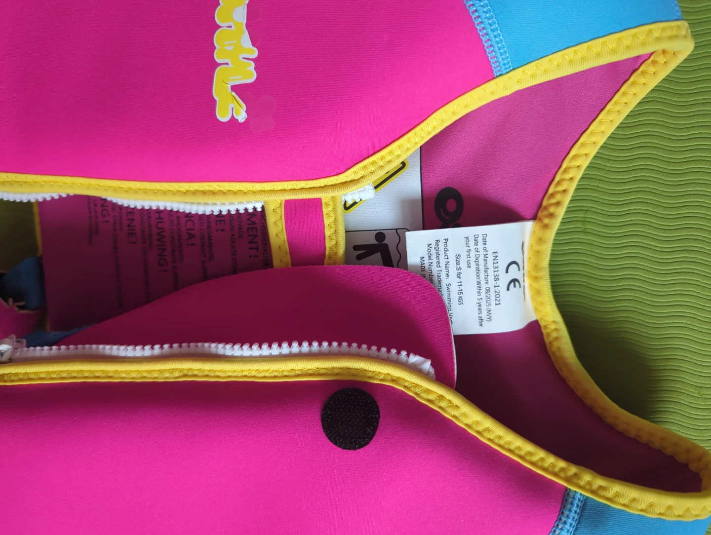 Brand New!! OshKosh Swim Vest - Pink Blue Yellow - 15-25 kg - photo 4
