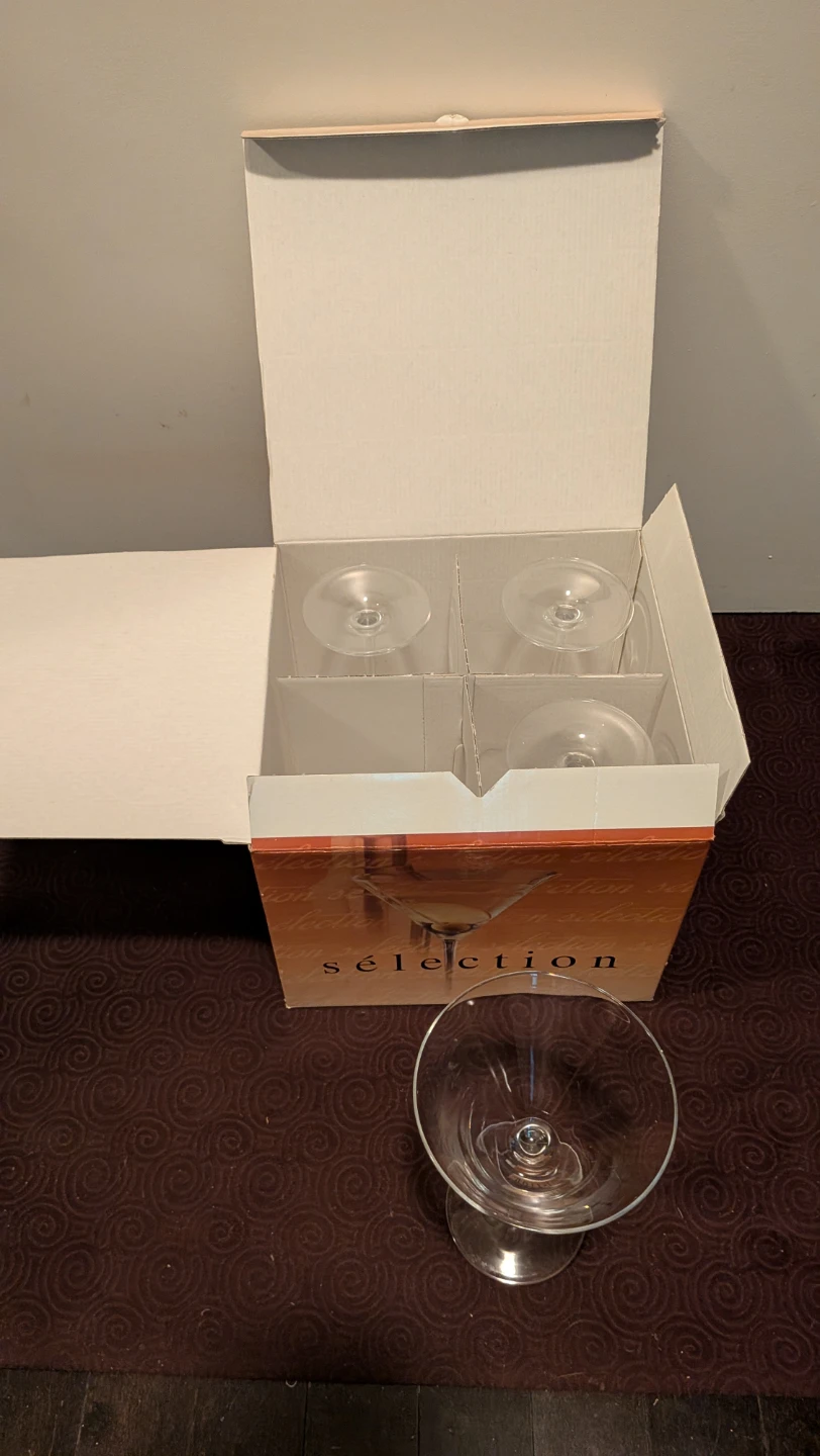 Cristal d'Arques Séléction Martini Glasses (8), IKEA Bar Set - photo 2
