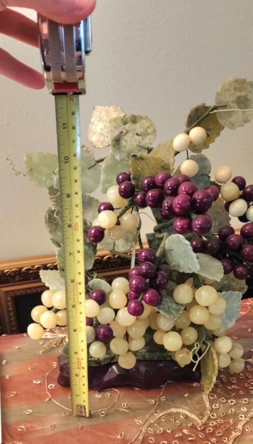 Jade Grape Cluster Sculpture - photo 2