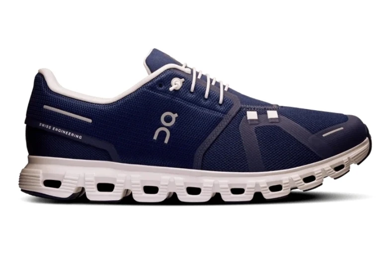 On Cloud Navy / Dark Blue Men's 8.5 Runners