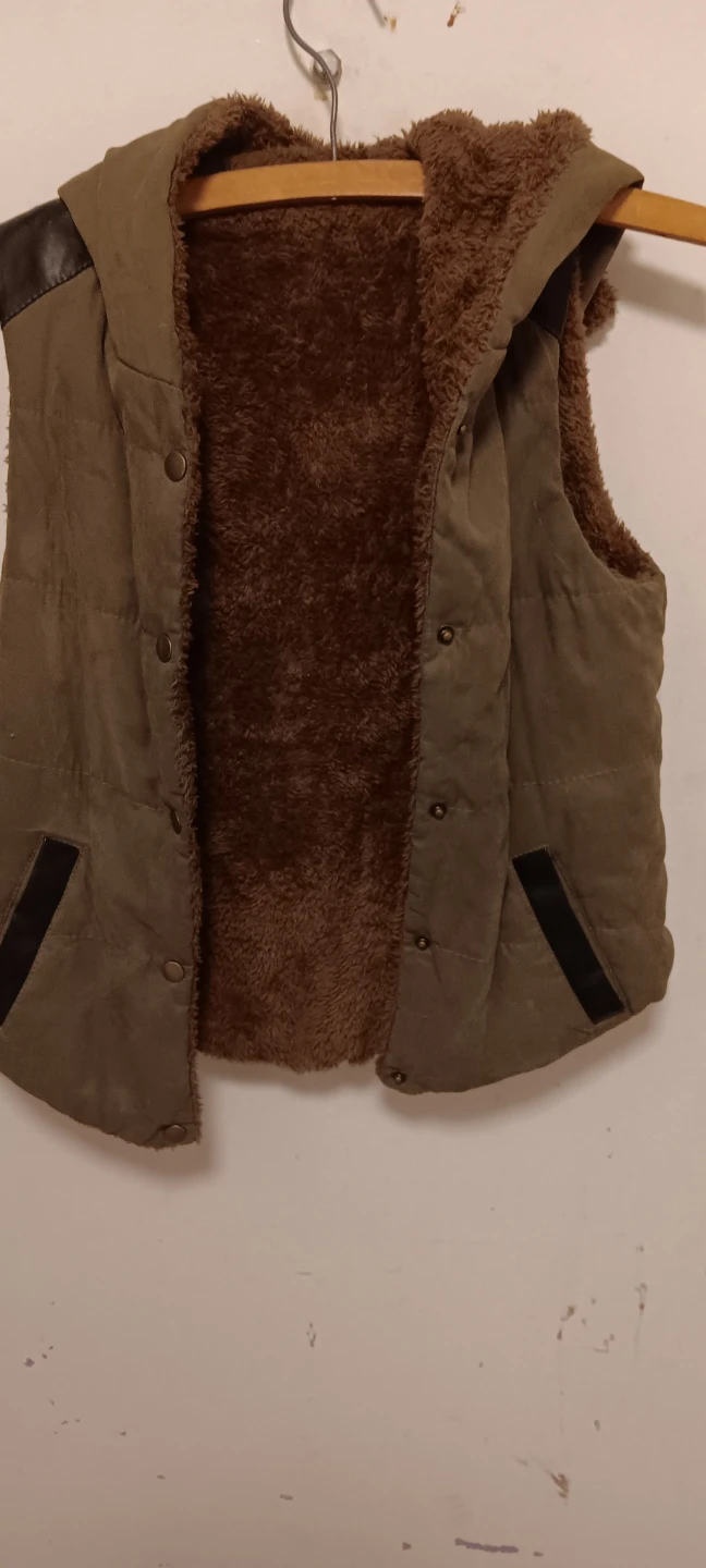 Olive Green Puffer Vest with Fur Lining - photo 3