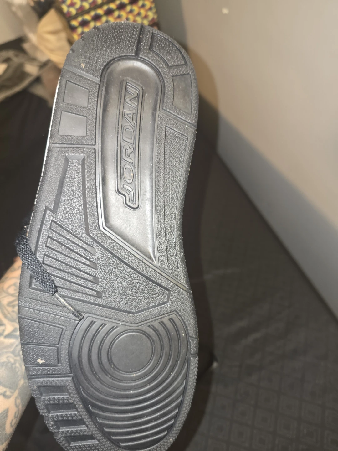 Air Jordan 3 Retro Black Cement Orange - photo 3