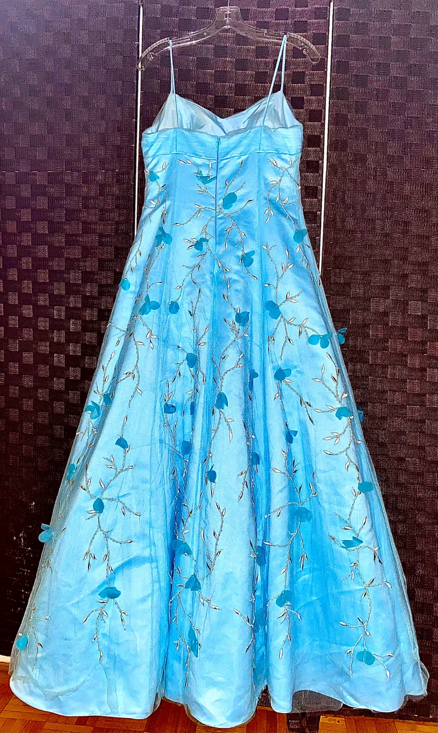 4Now Fashions. Embroidered Floral Tulle Lace Dress. Size XL - photo 3