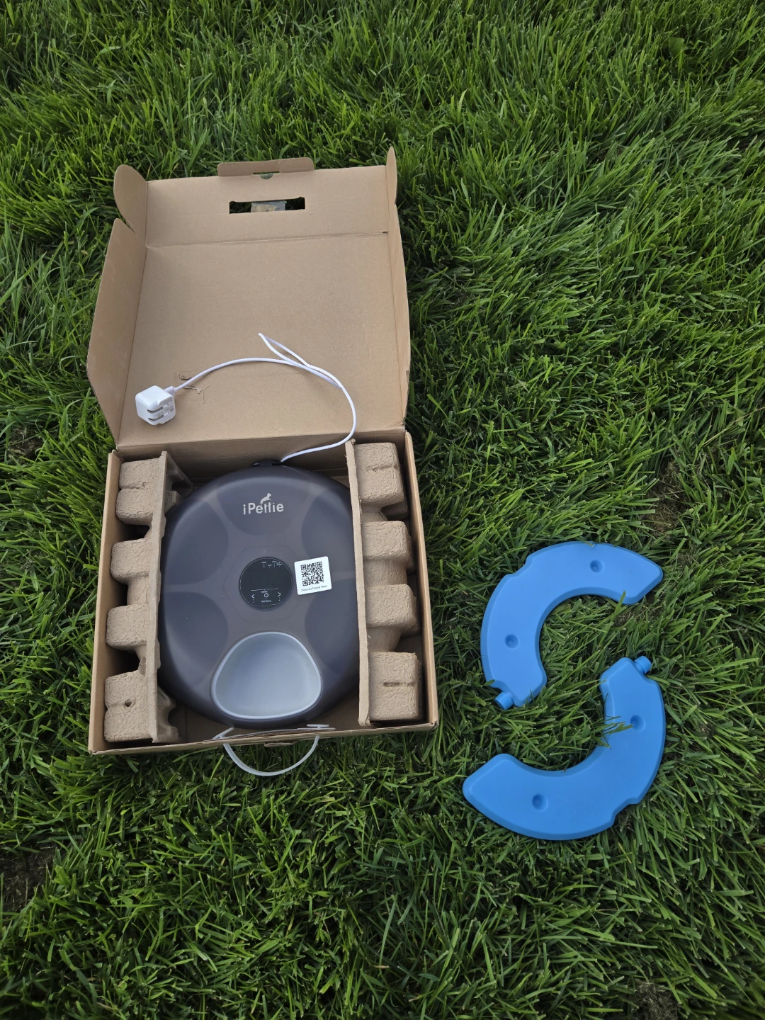 iPettie automatic pet feeder - photo 3