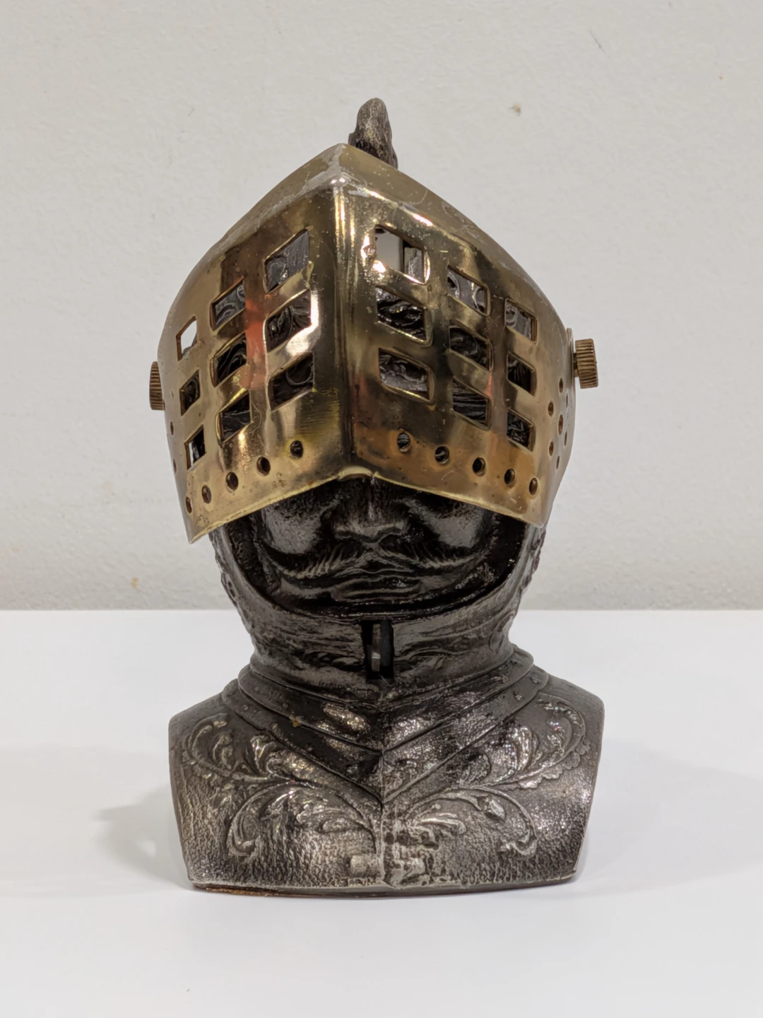 Vintage Table Lighter Knight Head - photo 2
