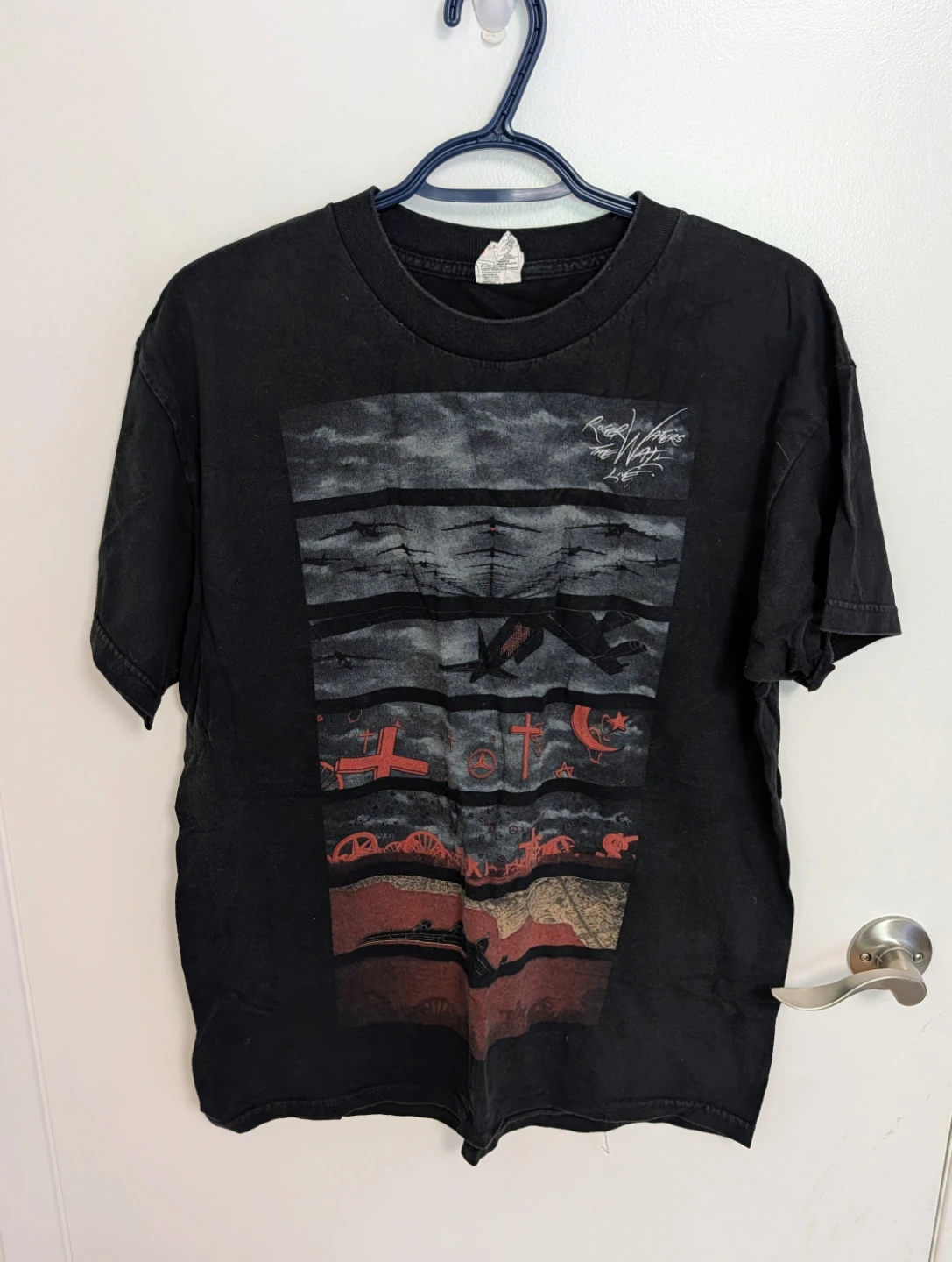 Roger Waters The Wall Live T-Shirt - Men's Large