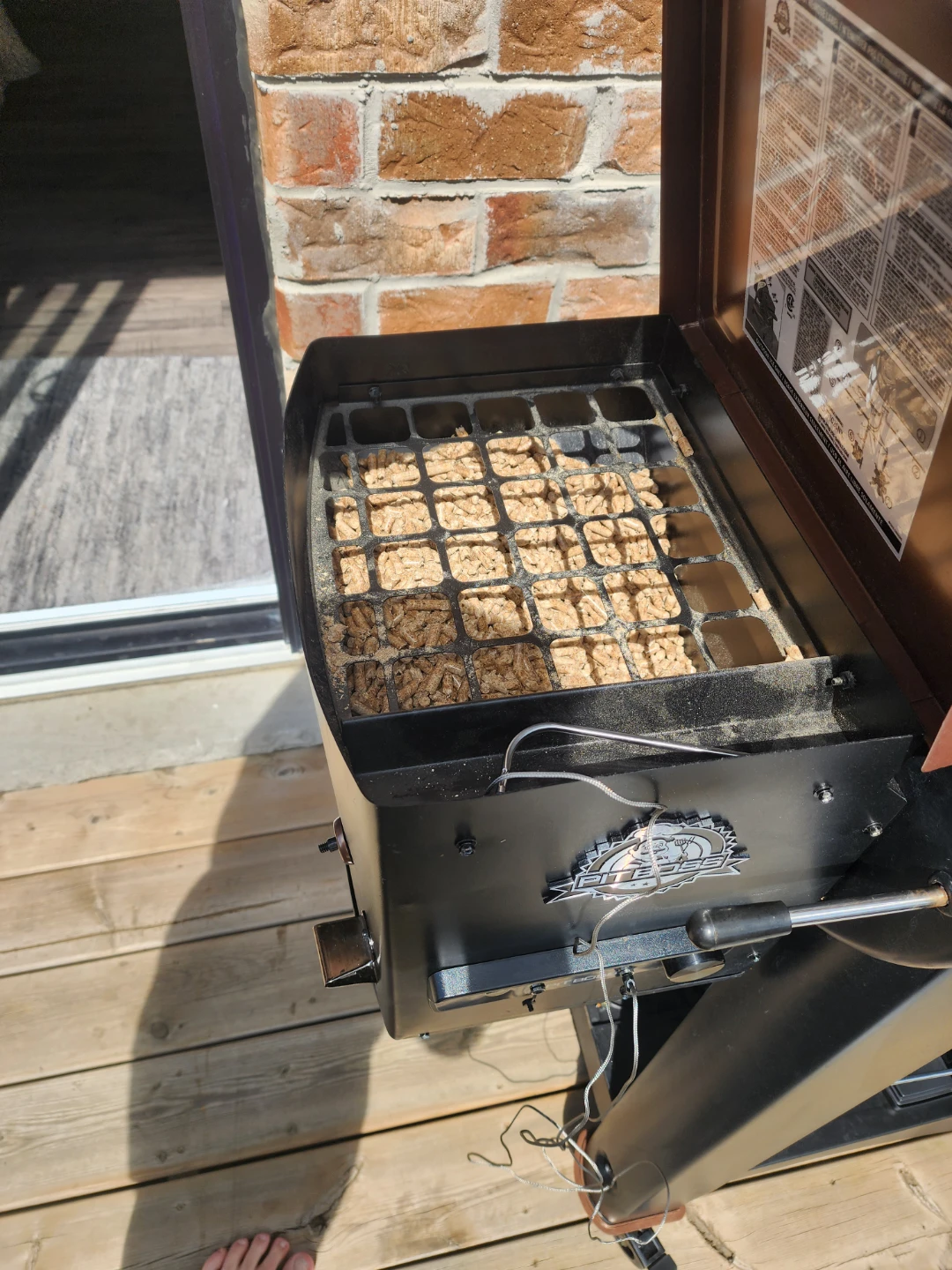 Pit Boss Charleston 4-in-1 Gas and Pellet Grill - photo 2