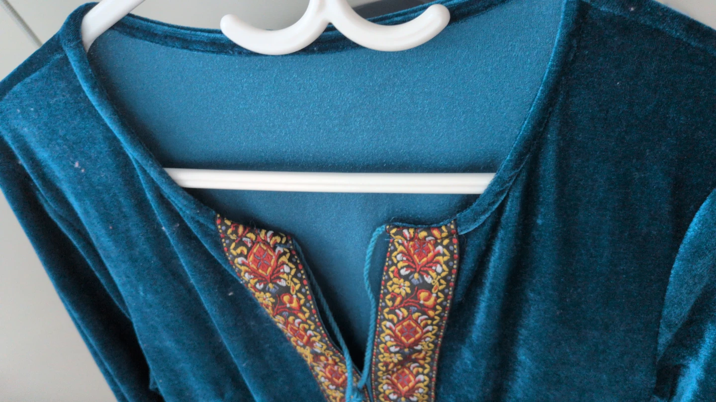 Velvet Blue Short Dress Size M - photo 4