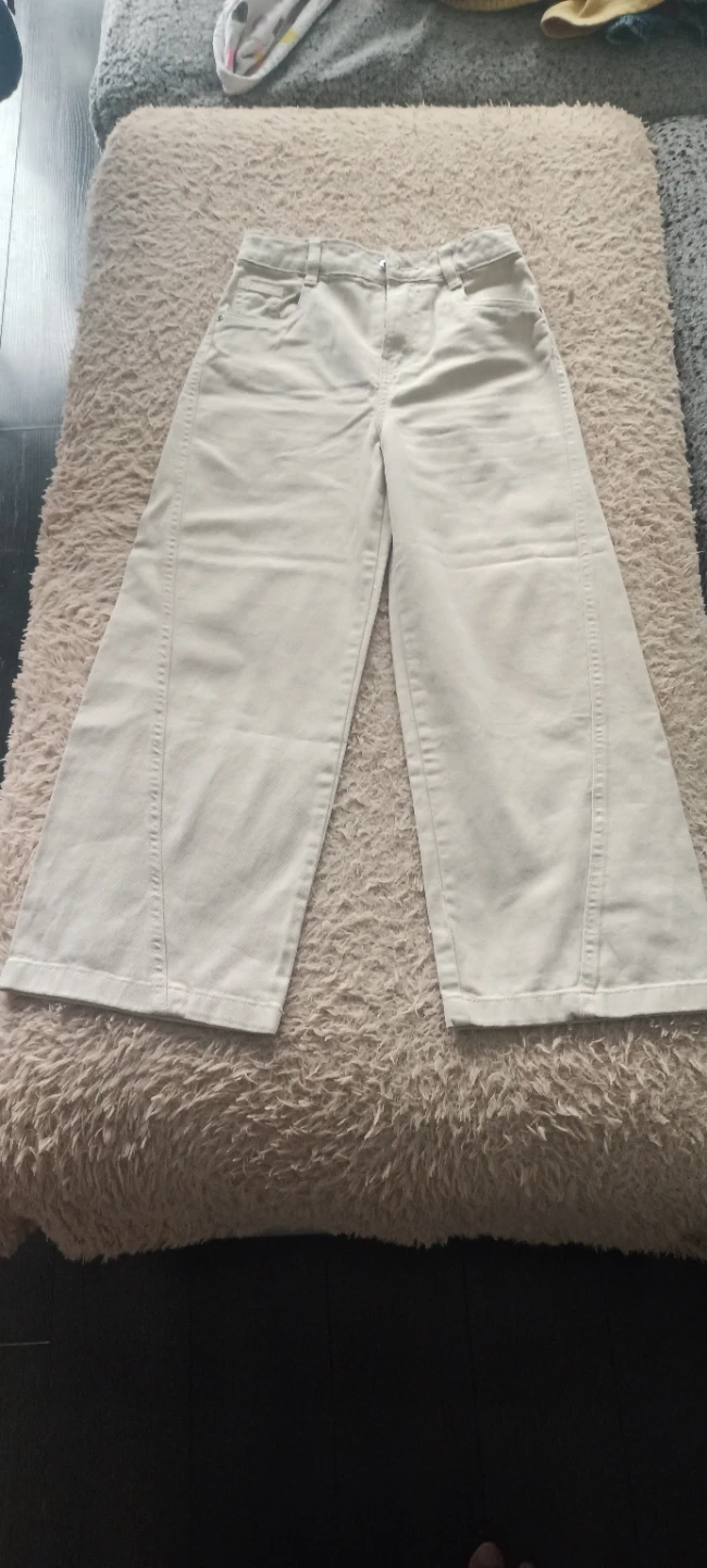 Wide-leg Jeans - Cream