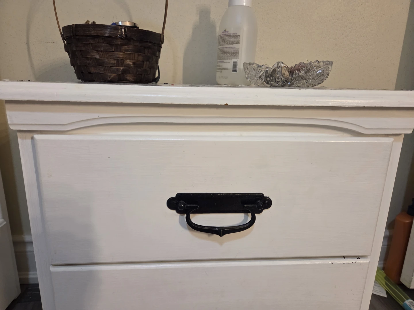 Night stand
