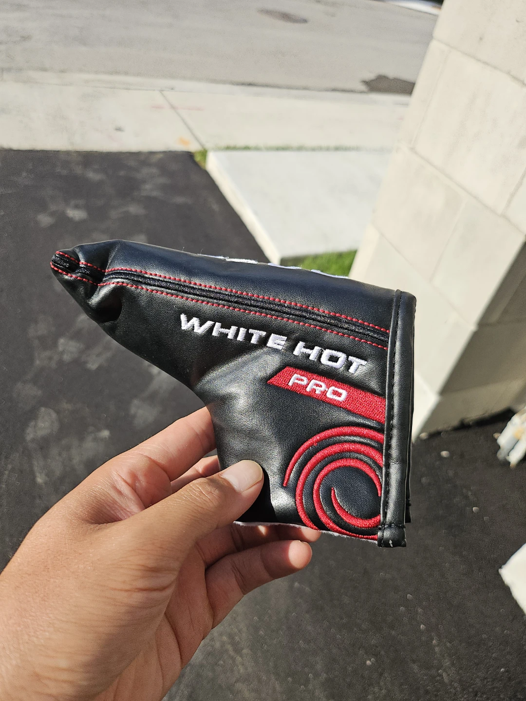 Odyssey White Hot Pro Putter Headcover