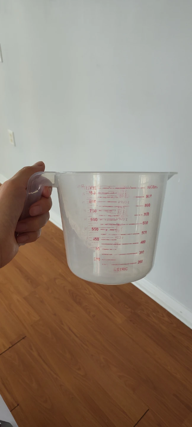 Clear Plastic Measuring Cup
