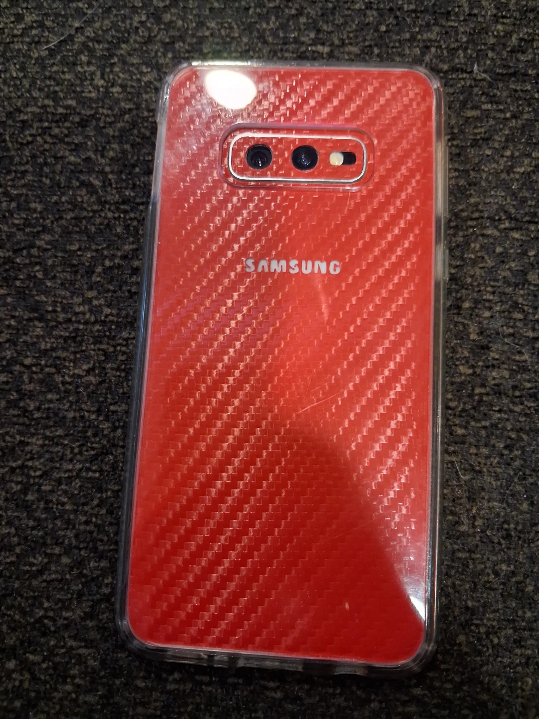 Samsung Galaxy S10e Phone - photo 3