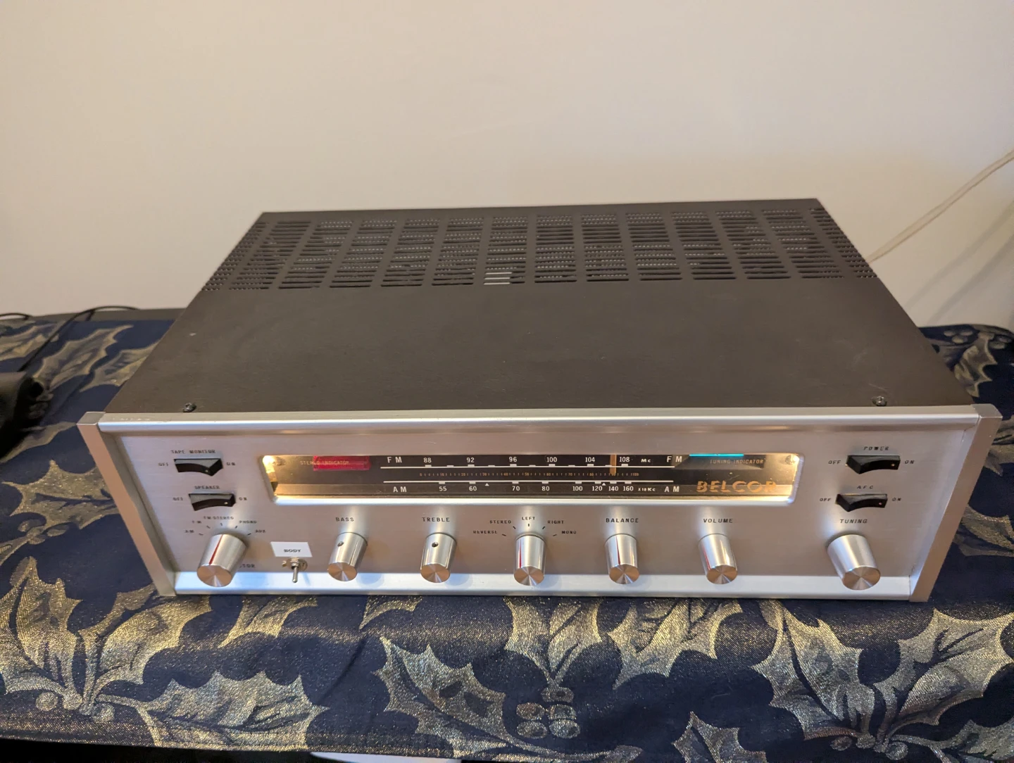 Belcor  Fax 200 stereo receiver - photo 3