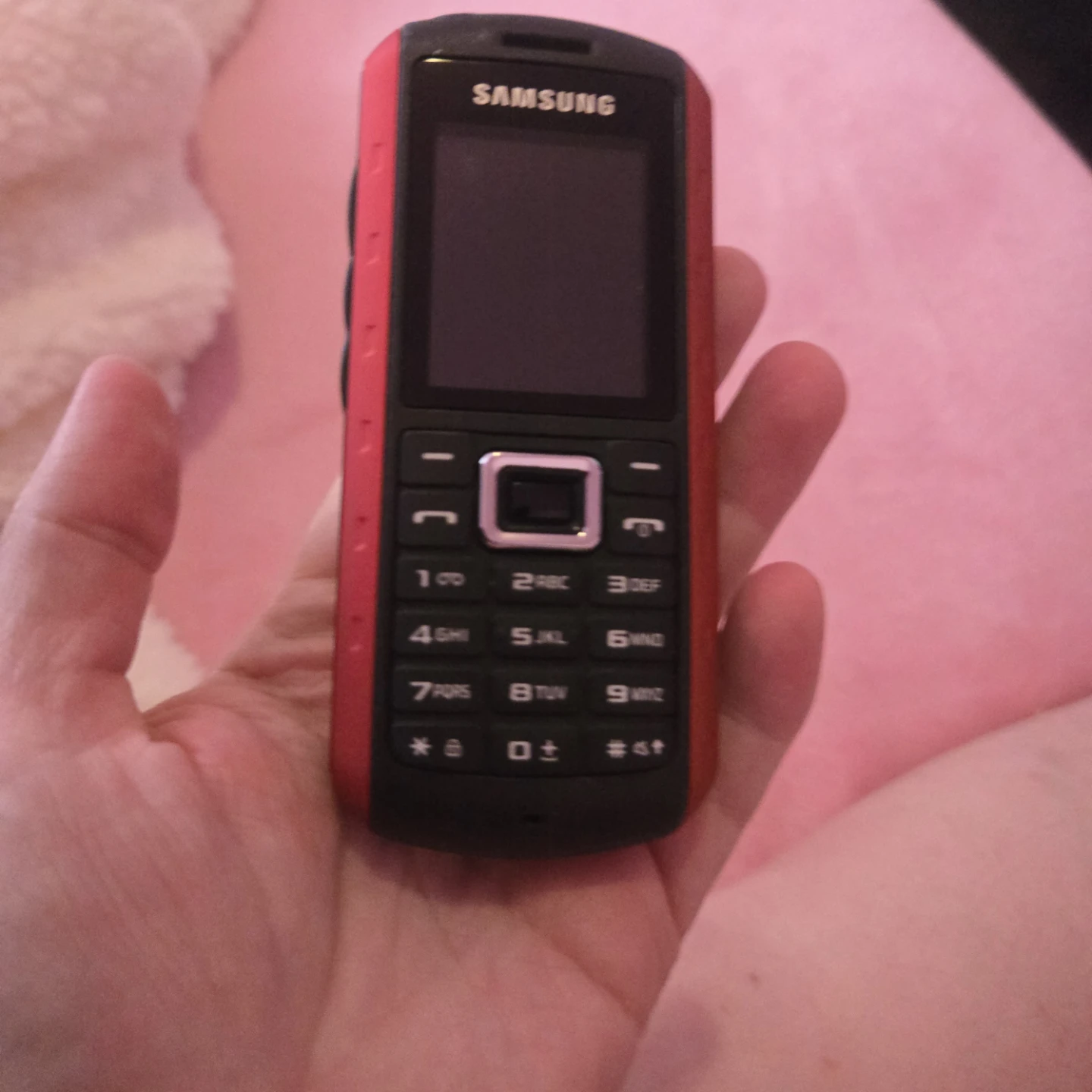 Samsung cell phone - photo 5