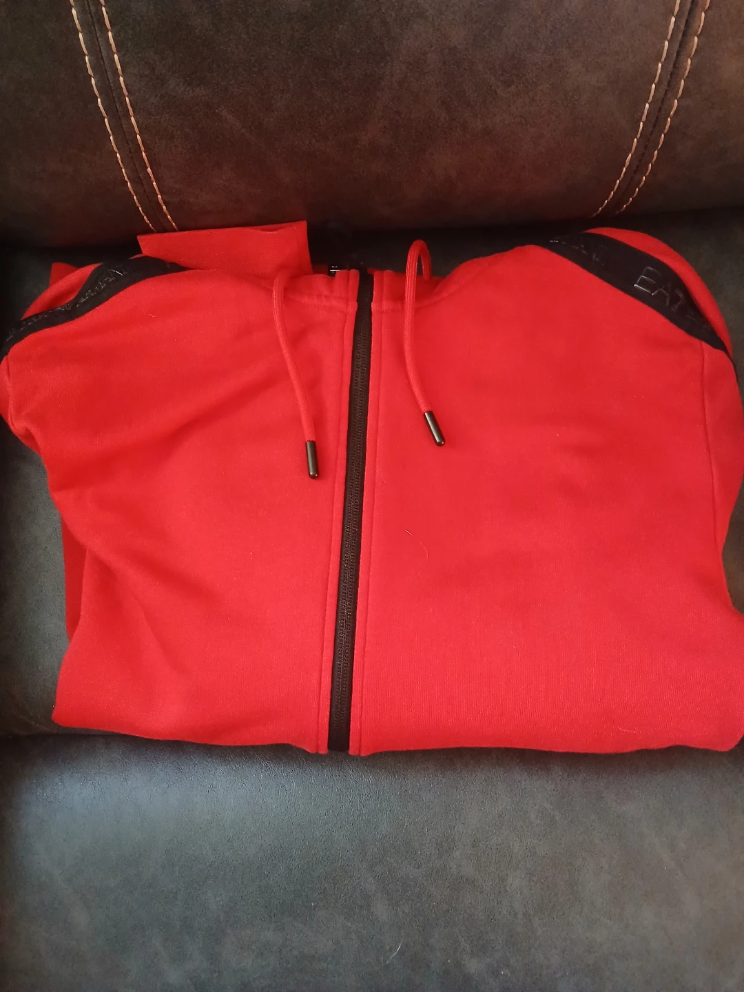 Armani brand new hoodie - photo 3