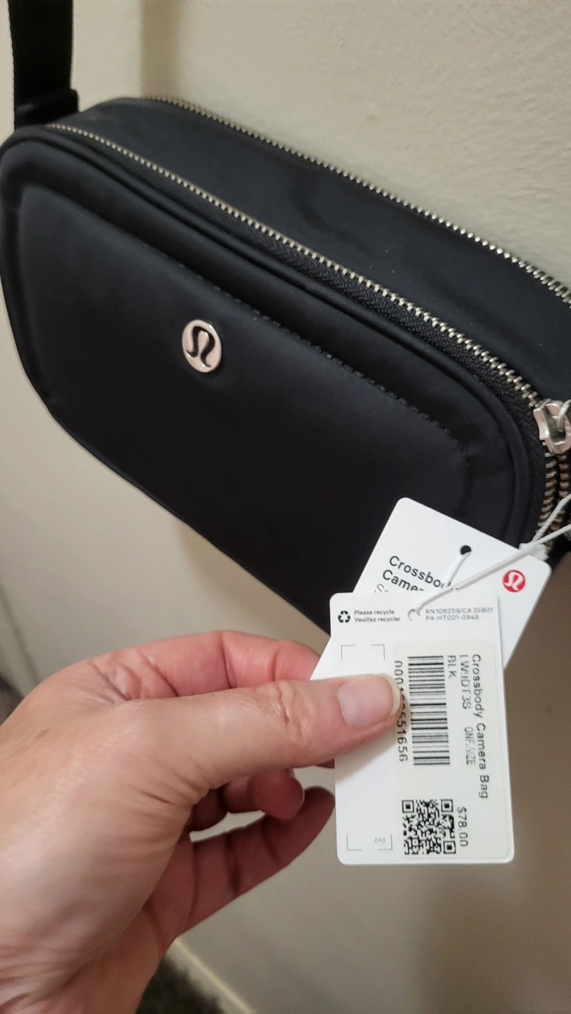 Lululemon Everywhere Crossbody Bag - Black - photo 2