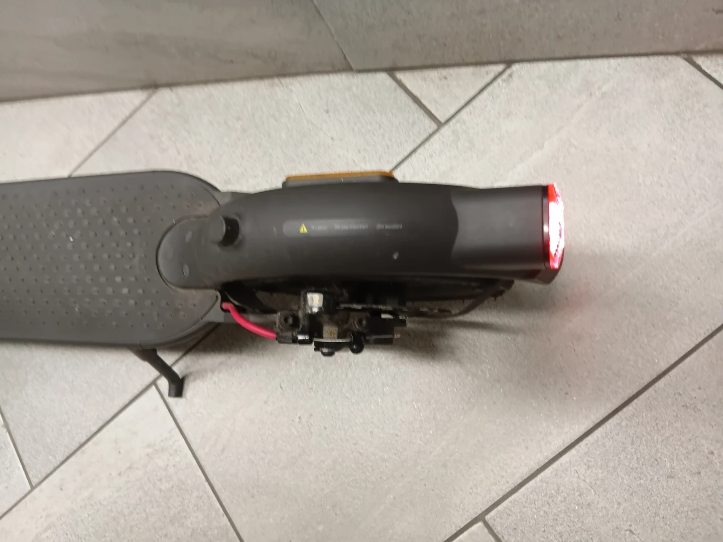 Xiaom Pro 2i Electric Scooter - photo 3