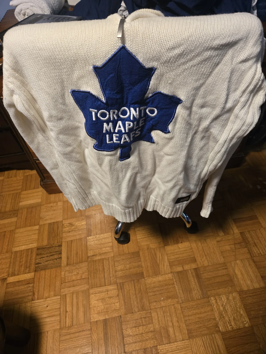Toronto Maple Leafs Sweater - photo 2
