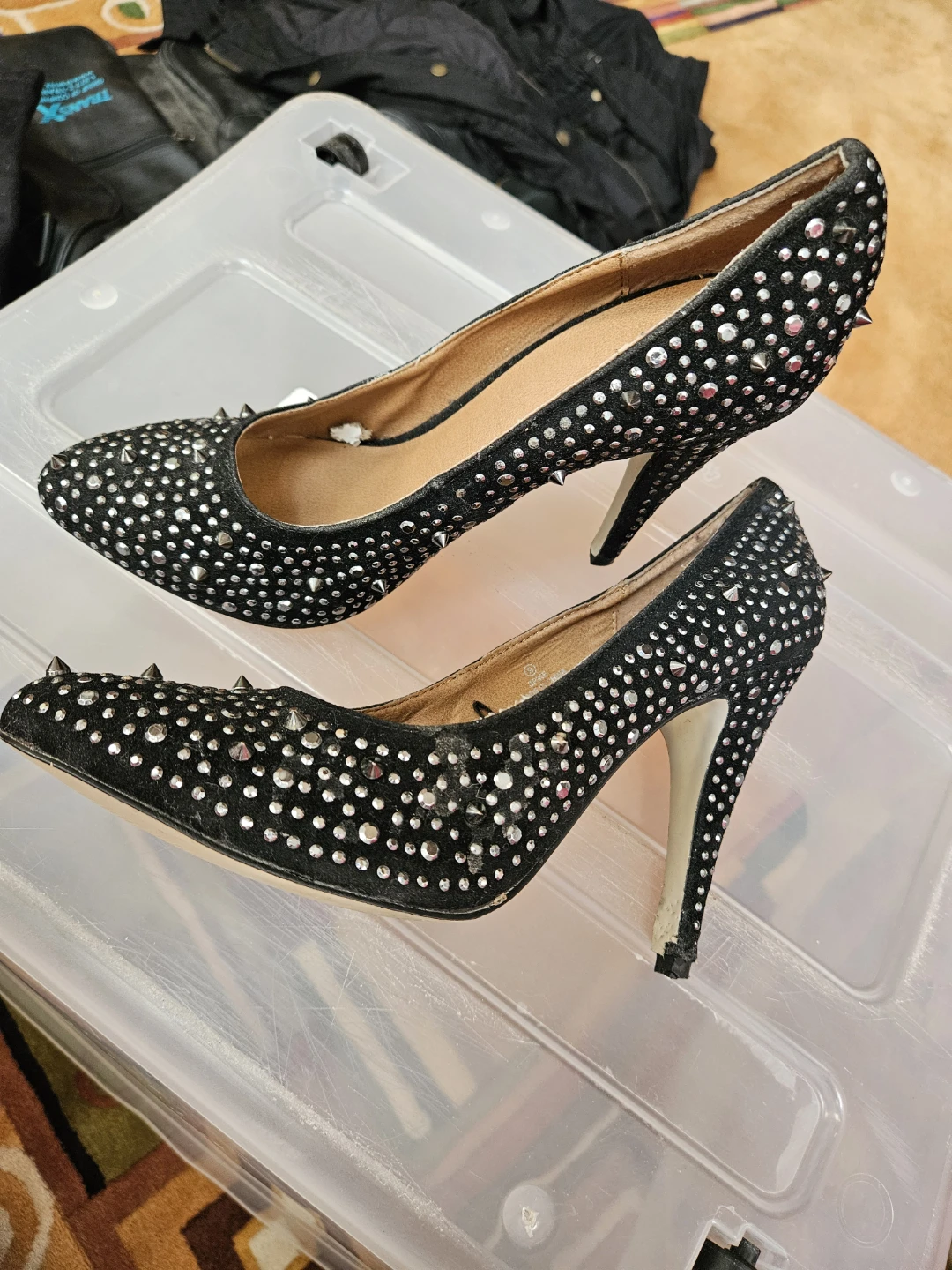 Black Studded High Heels size 9 - photo 2
