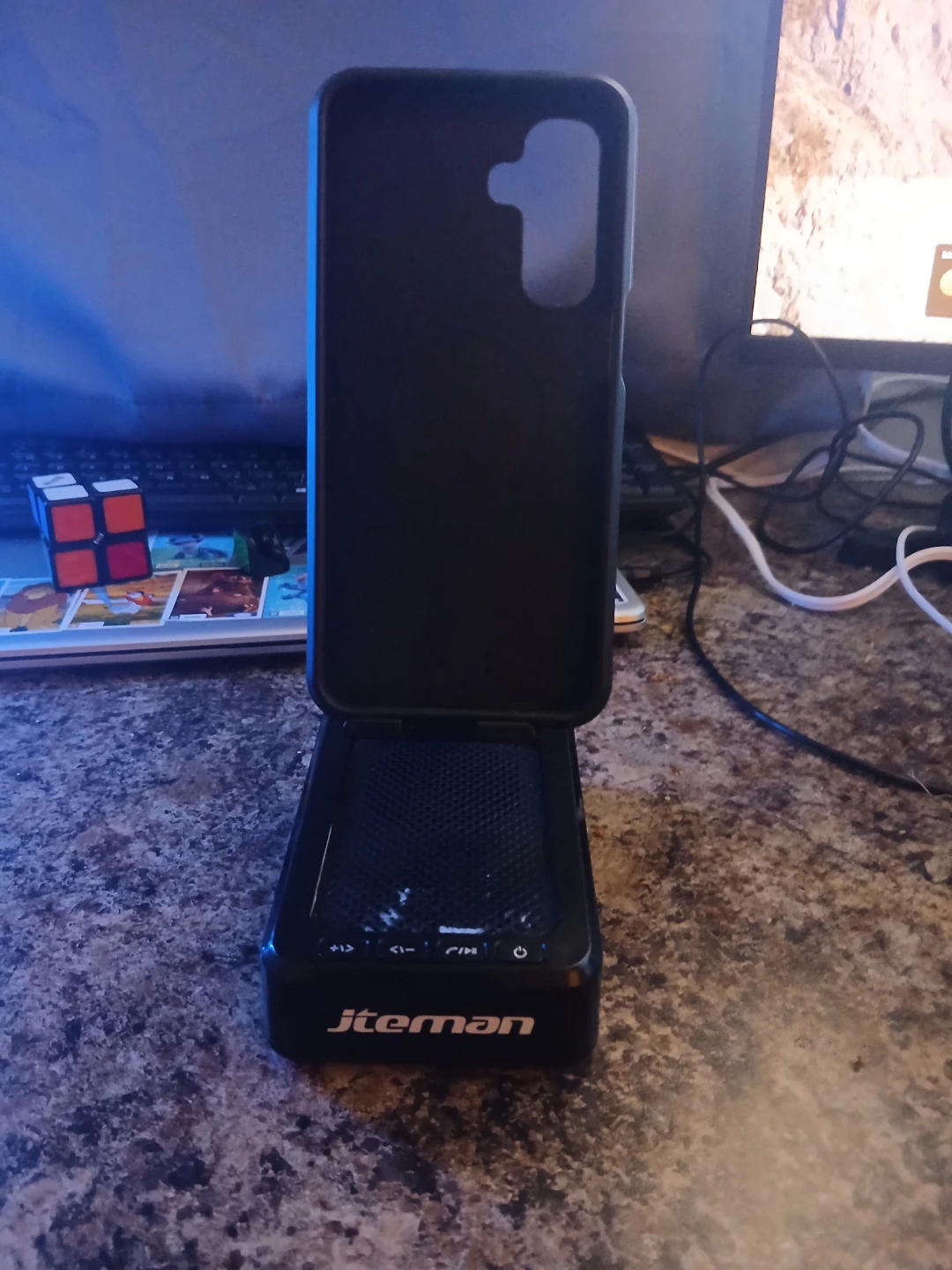 Jteman Phone Stand with Bluetooth Speaker - photo 4