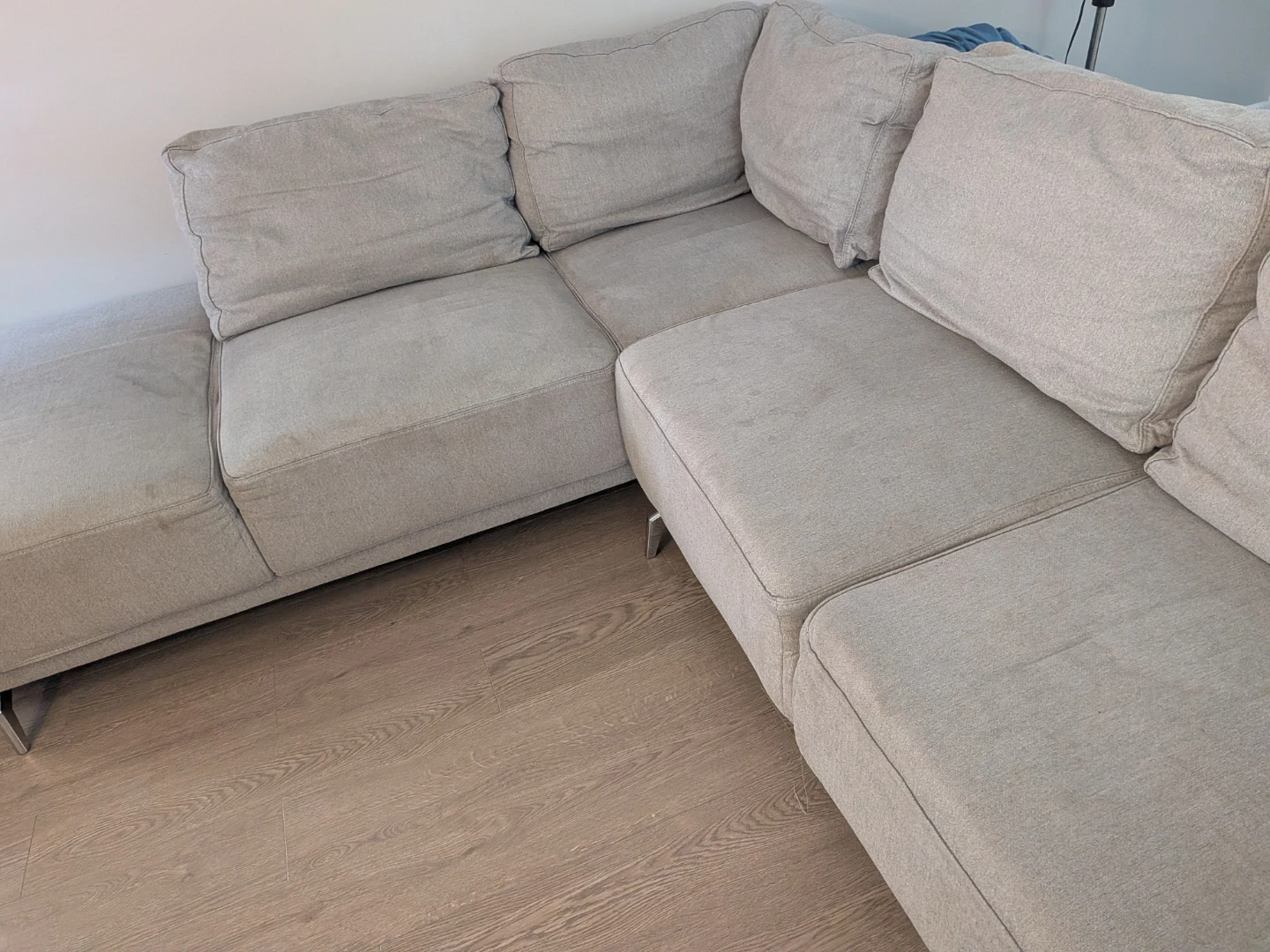 Light Grey Sectional Sofa - photo 3