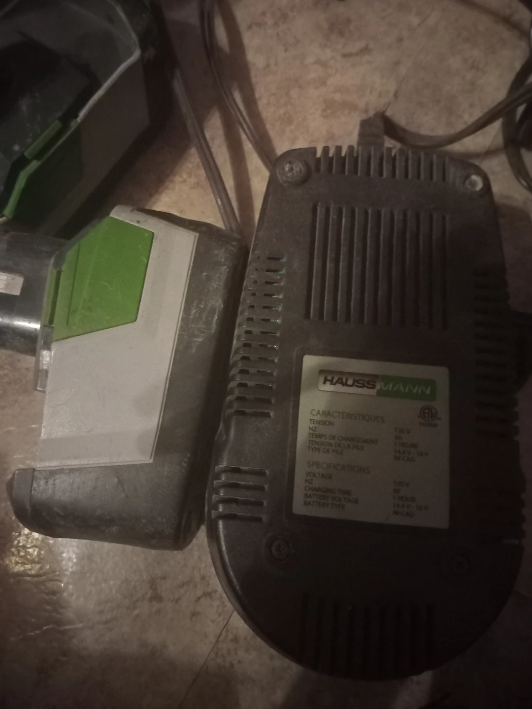 Drill battery's and chargers - photo 3