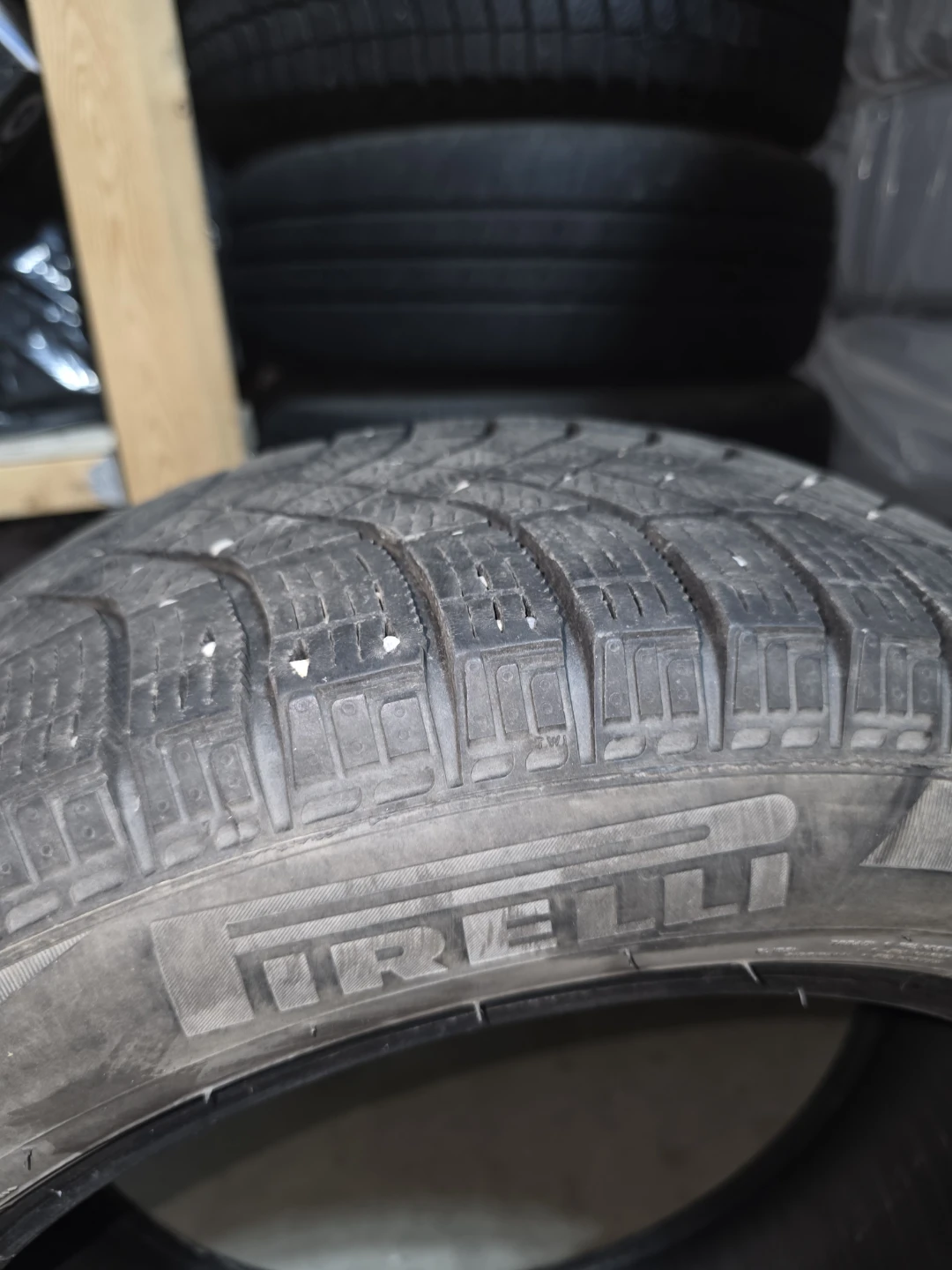 4 Pirelli Winter Tires 205/55 R16 - photo 2