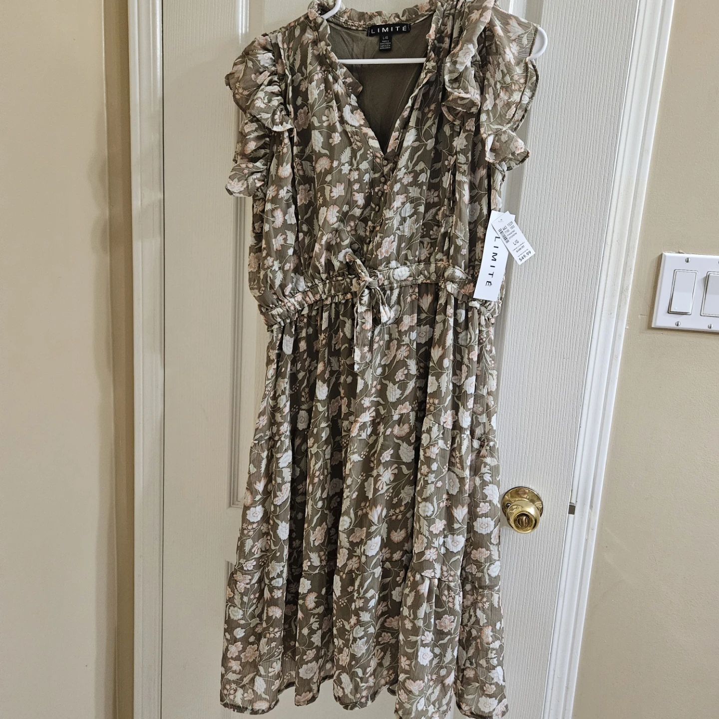 Brand new Limité Floral Tiered Midi Dress - photo 2