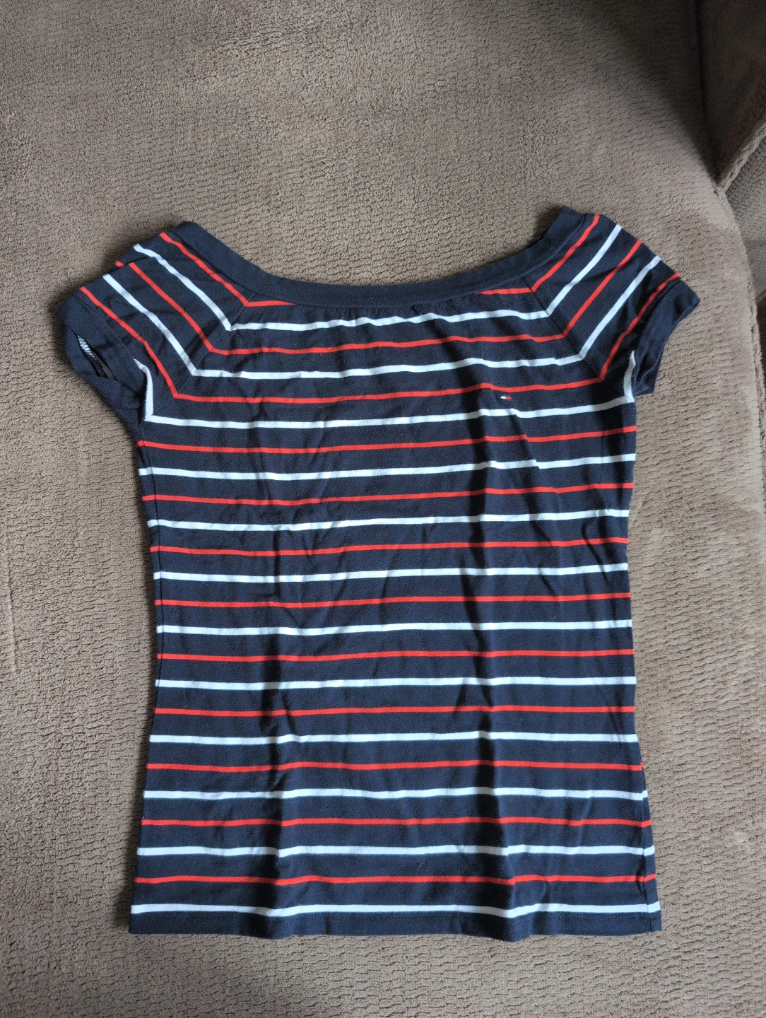 Tommy Hilfiger Striped T-Shirt Size Medium