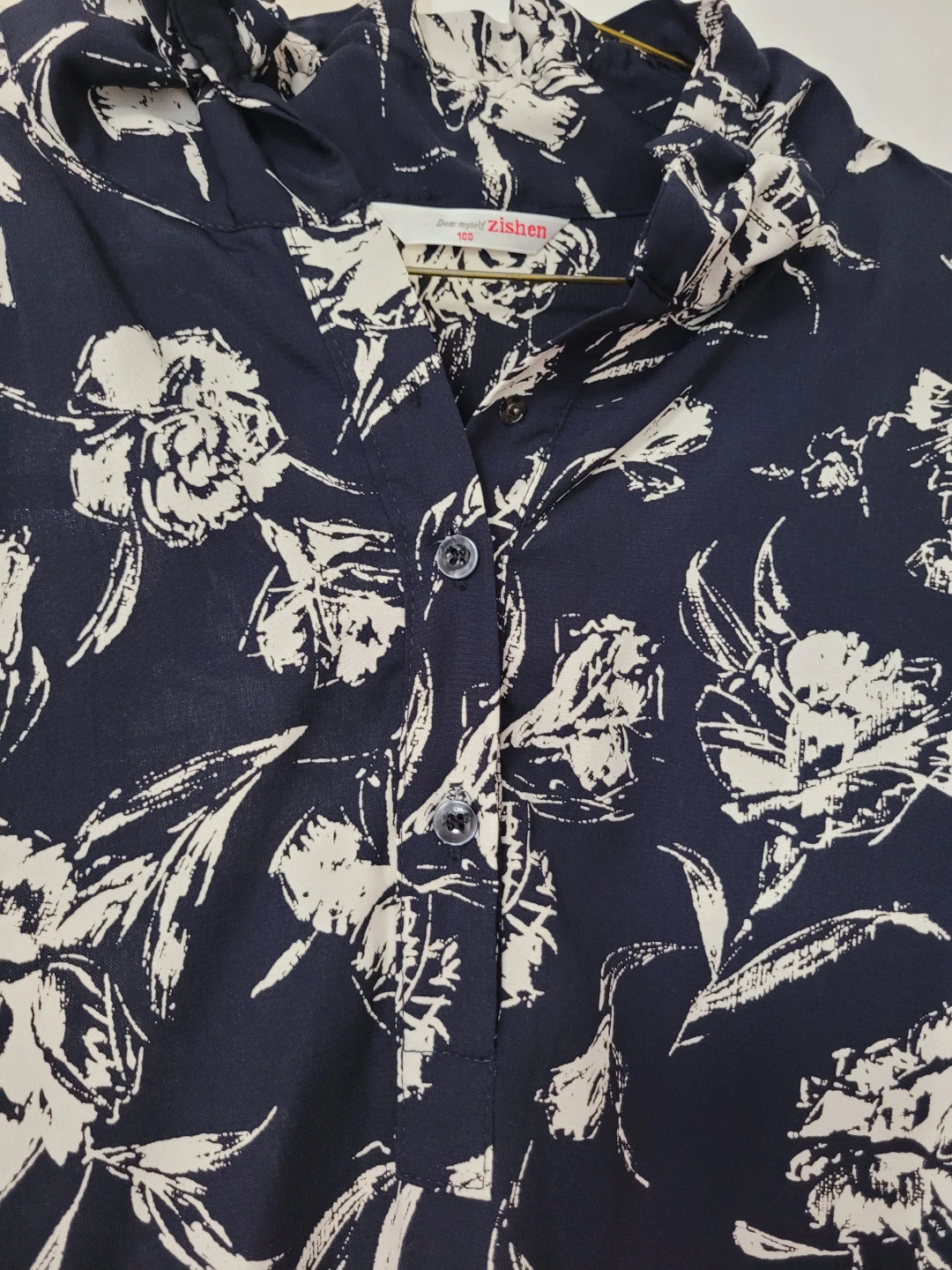 Zishen Floral Print Button-Up Blouse - photo 3