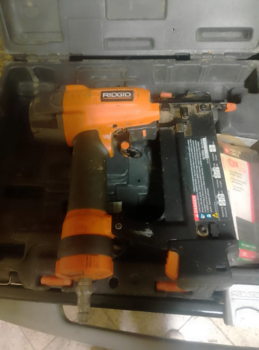 RIDGID R213BNA Brad Nailer with Case