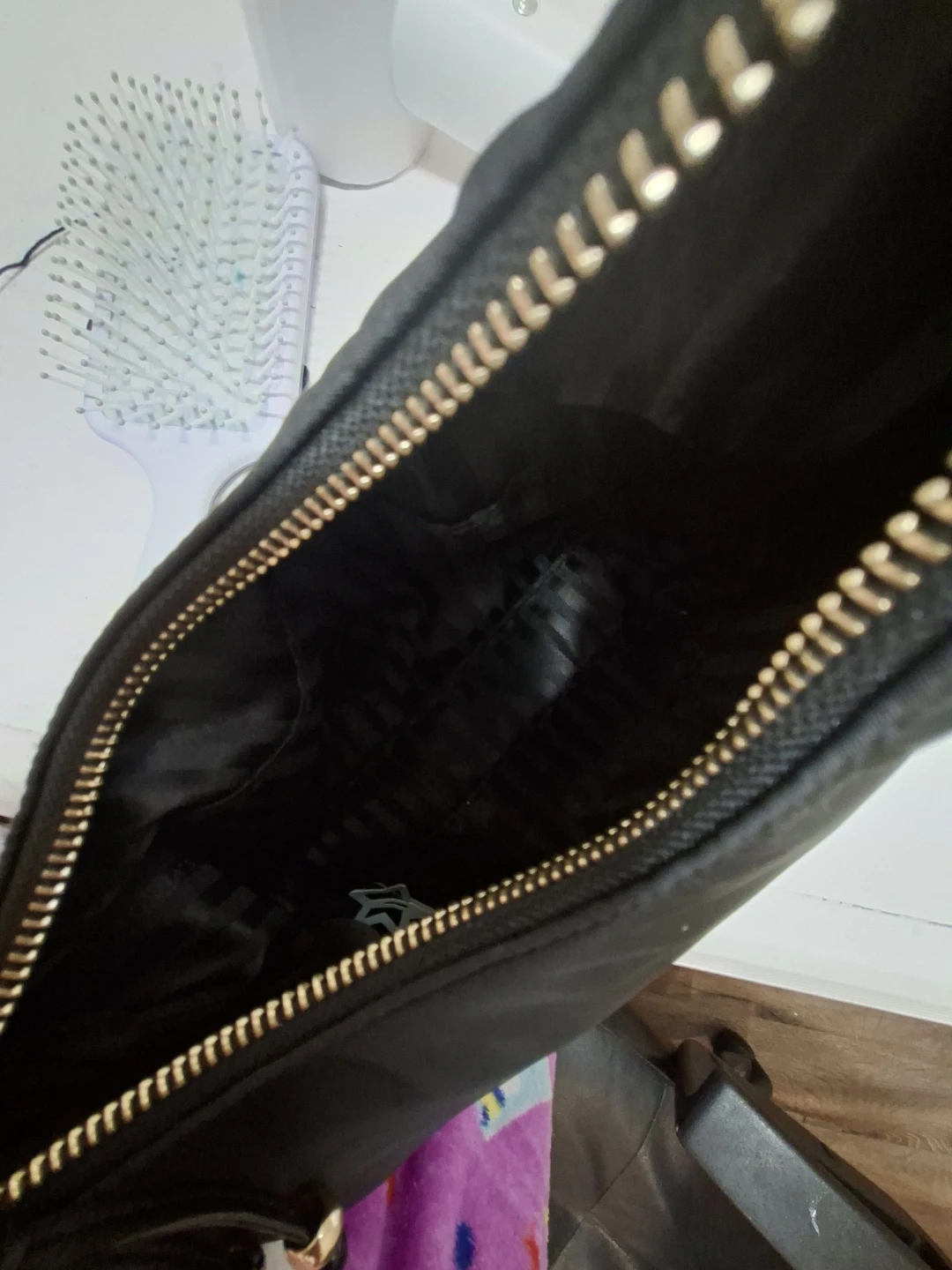 Victoria's Secret Black Shoulder Bag - photo 3