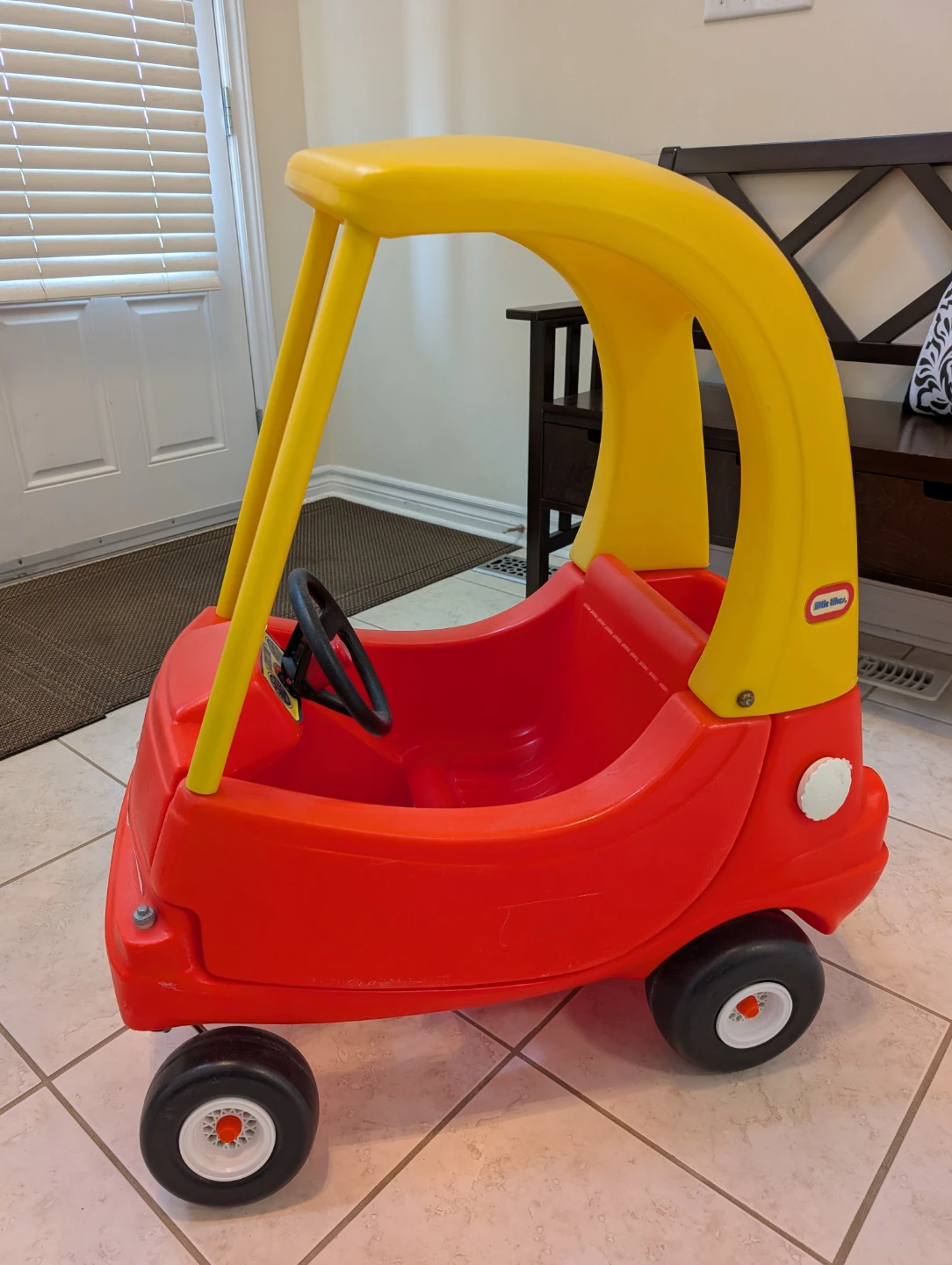 Little Tikes Cozy Coupe Ride-On Toy Car