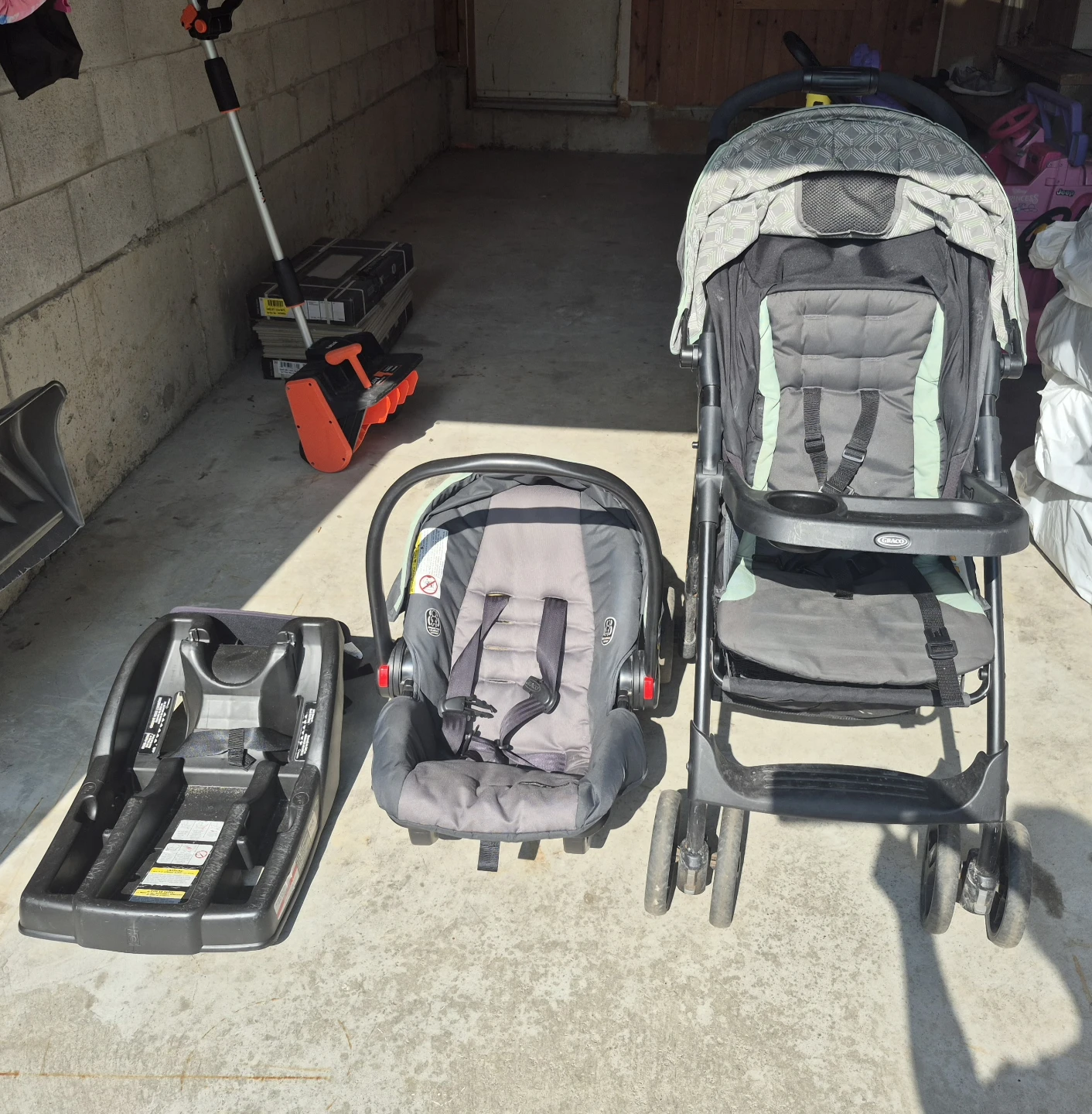 Graco Baby Car Seat & Stroller