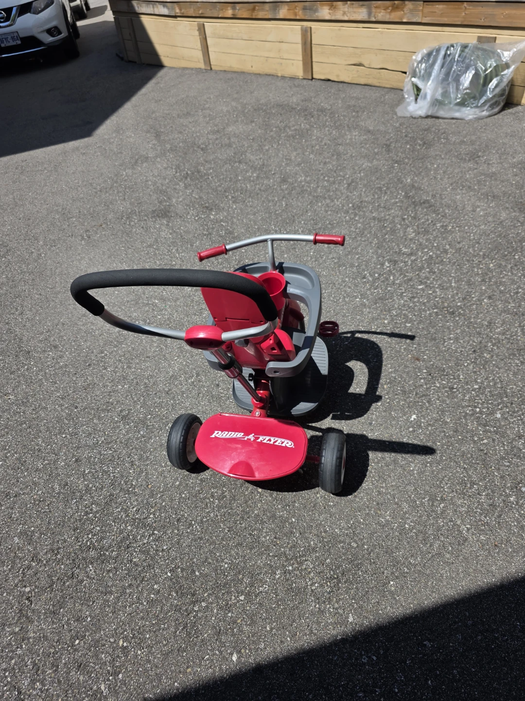 Radio Flyer Tricycle - photo 4