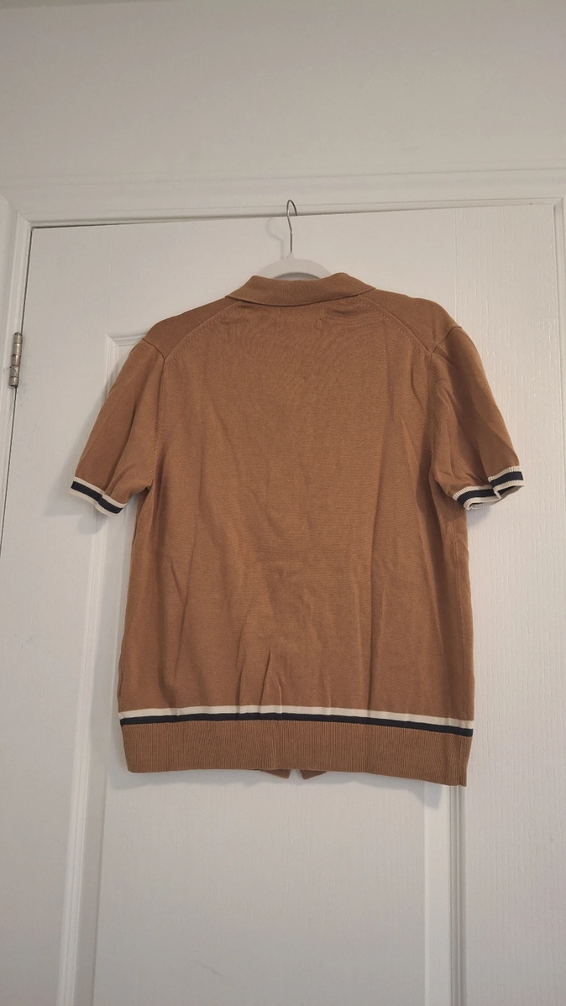 Short Sleeve Button Up Shirt - Medium - photo 2