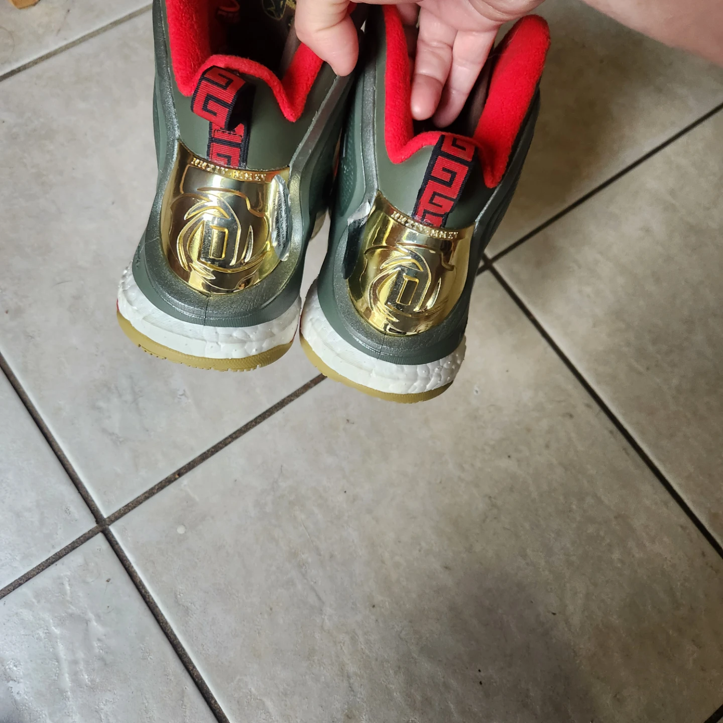 Adidas Derrick Rose Basketball Shoes - photo 2